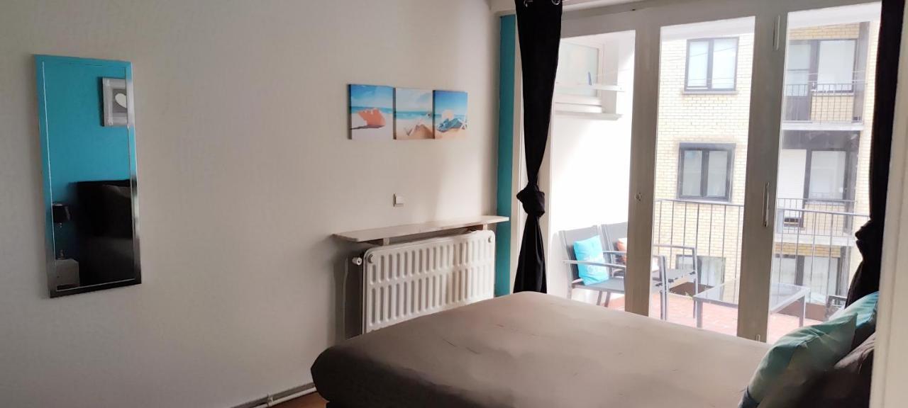Studio 2/4P Avec Salle De Bain Prive Остенде Екстер'єр фото